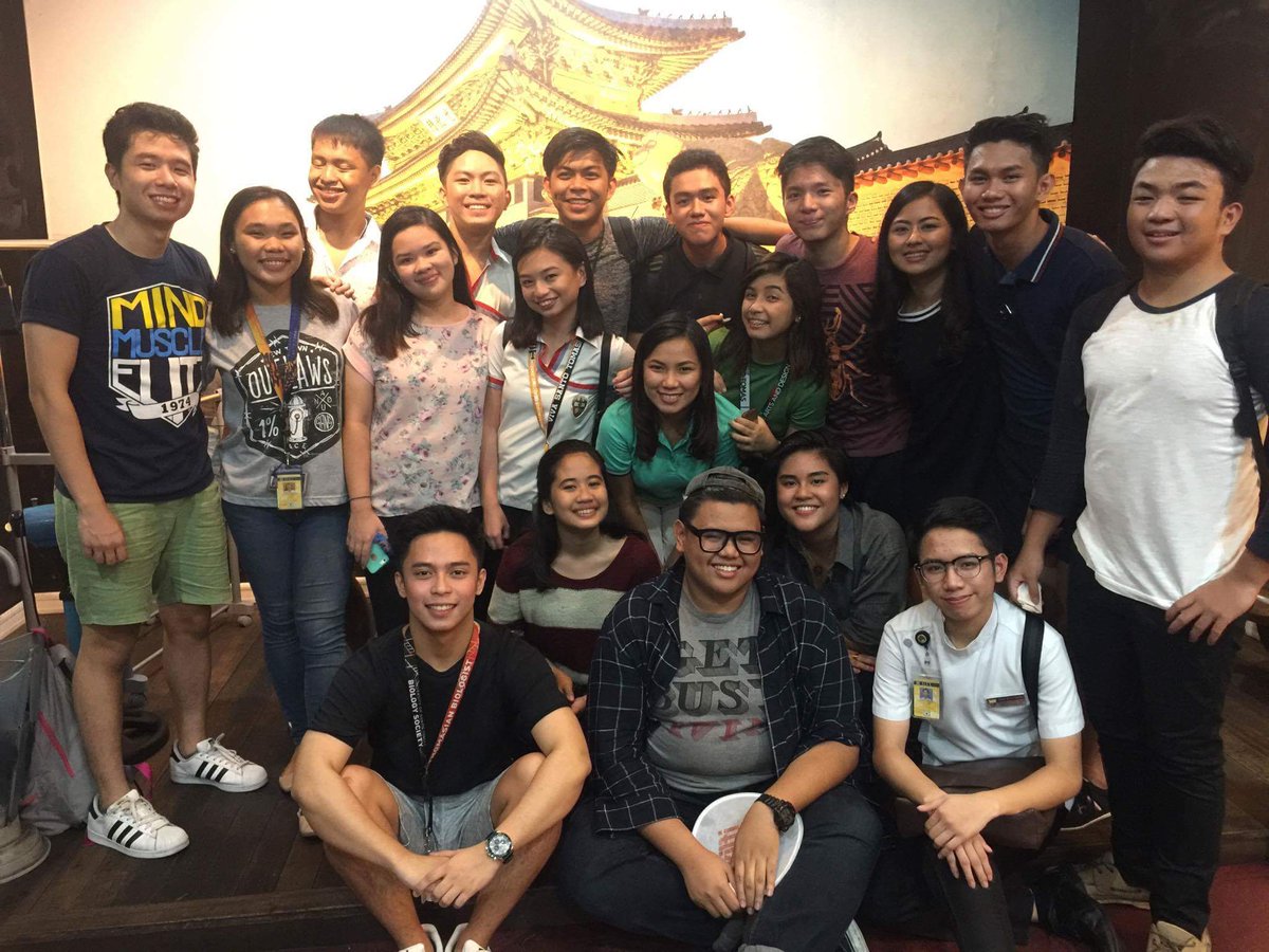 BayMarcccc's tweet image. A first of many more bondings to come for this family 💛💪This emotional teary-eyed session was fun 😂 Luv u guys @UST_CSC 💛 KTV na next 💪