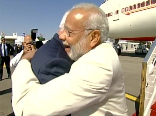 TimesNow's tweet image. 'Welcome my friend,' says Israeli PM Benjamin Netanyahu, after receiving PM #ModiInIsrael LIVE: timesnow.tv/livetv/timesno…