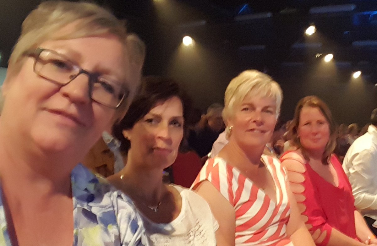 mladage1963's tweet photo. Gisteren kwamen 4 powervrouwen samen in Middelburg. De acties voor na de vakantie staan al klaar!
 #goedbezig #business https://t.co/tJVUY88ycD