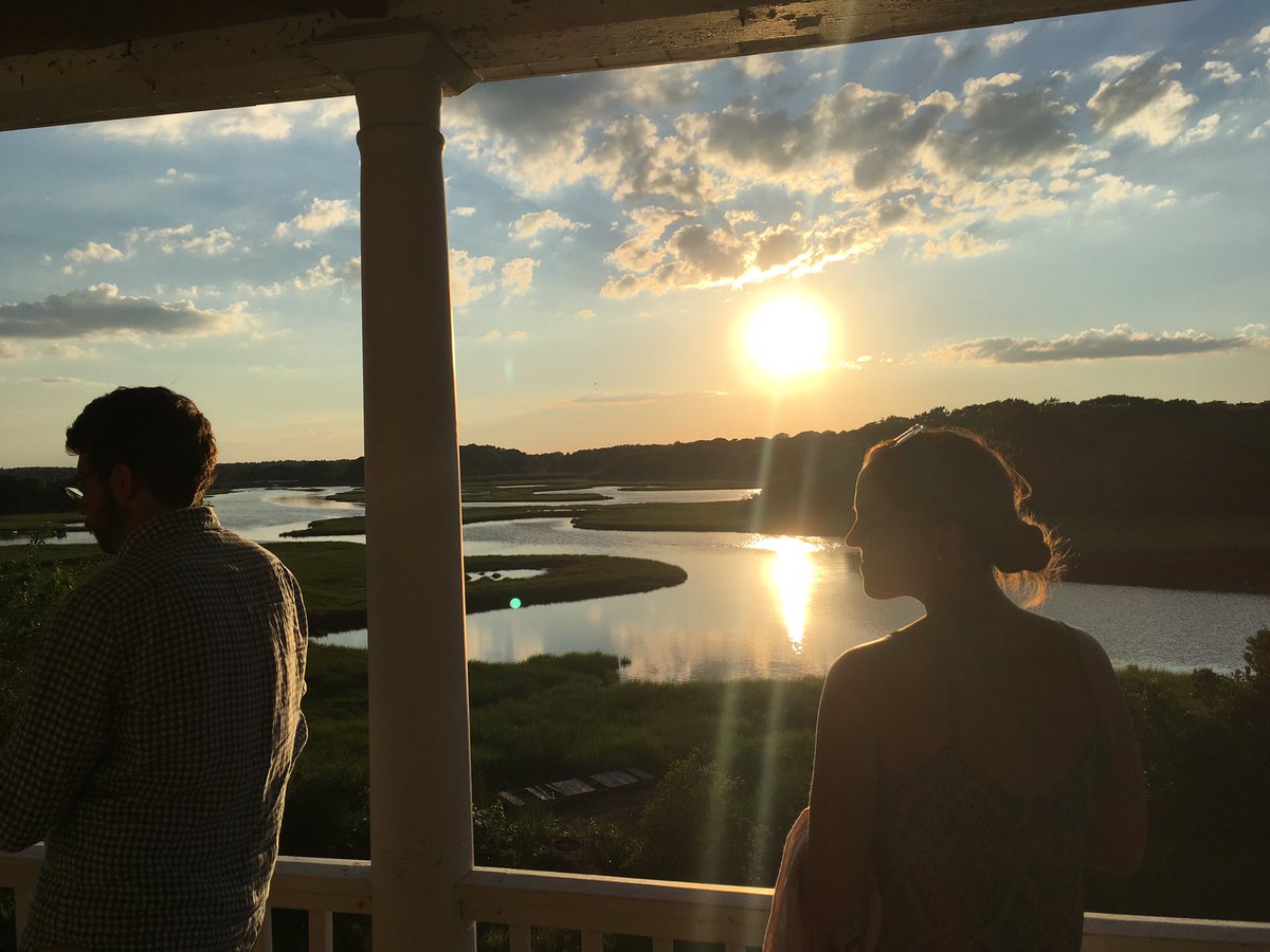 jodonnell13's tweet photo. What a sunset view from Minnie's Retreat. #capecod https://t.co/ECoBPELVYR