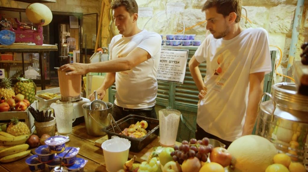 BenZviGroup's tweet photo. WATCH: Take a look at the future of Israeli FoodTech
#innovation #food #ShukTech https://t.co/VKcWdDv993 @TimesofIsrael https://t.co/p52P5XmTs8