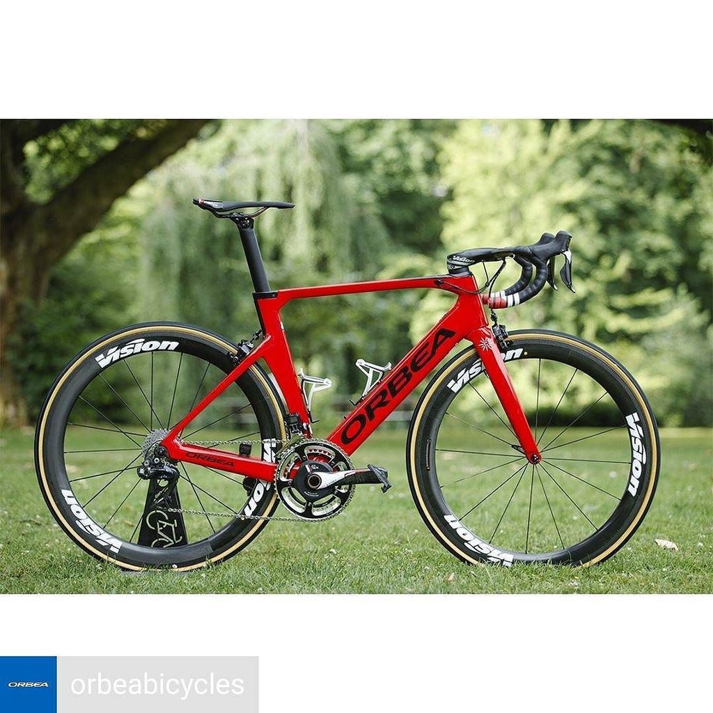 orbea_sa's tweet photo. @Regrann from @orbeabicycles -  This is the #MyOrbea #OrbeaOrcaAero shown off by @TeamCofidis during the #TDF2017.… https://t.co/kasy5Brqef https://t.co/Y9AJoPCydD