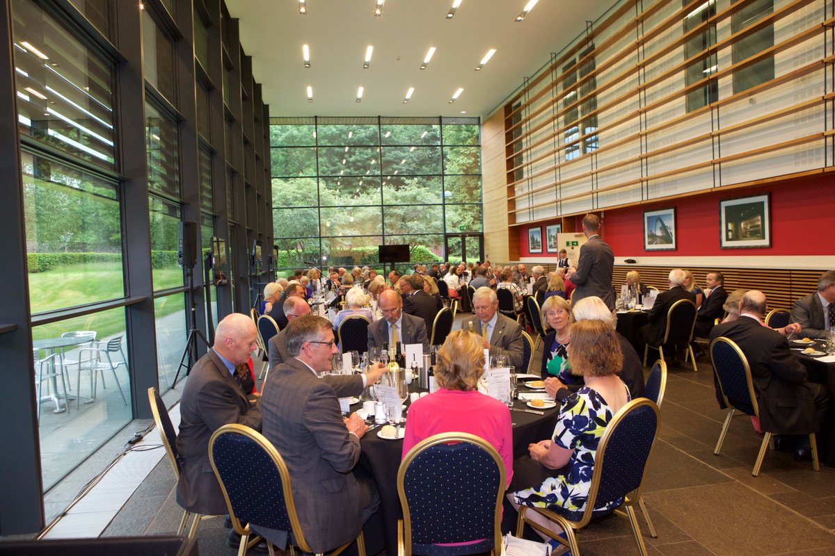TheFarmersClub's tweet image. Great soil science talk from @JamesHuttonInst CEO @CCampbellHutton at Farmers Club pre-#RHS2017 dinner @RBS Gogarburn