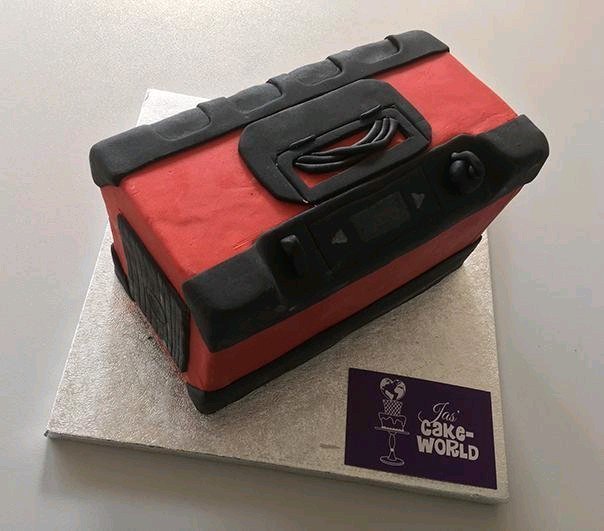 Corroventauk1's tweet photo. The Corroventa cake π°π₯πΎ
#Happydrying #Theprofessionalschoice #Drywithconfidence https://t.co/nsKgZwNFHY