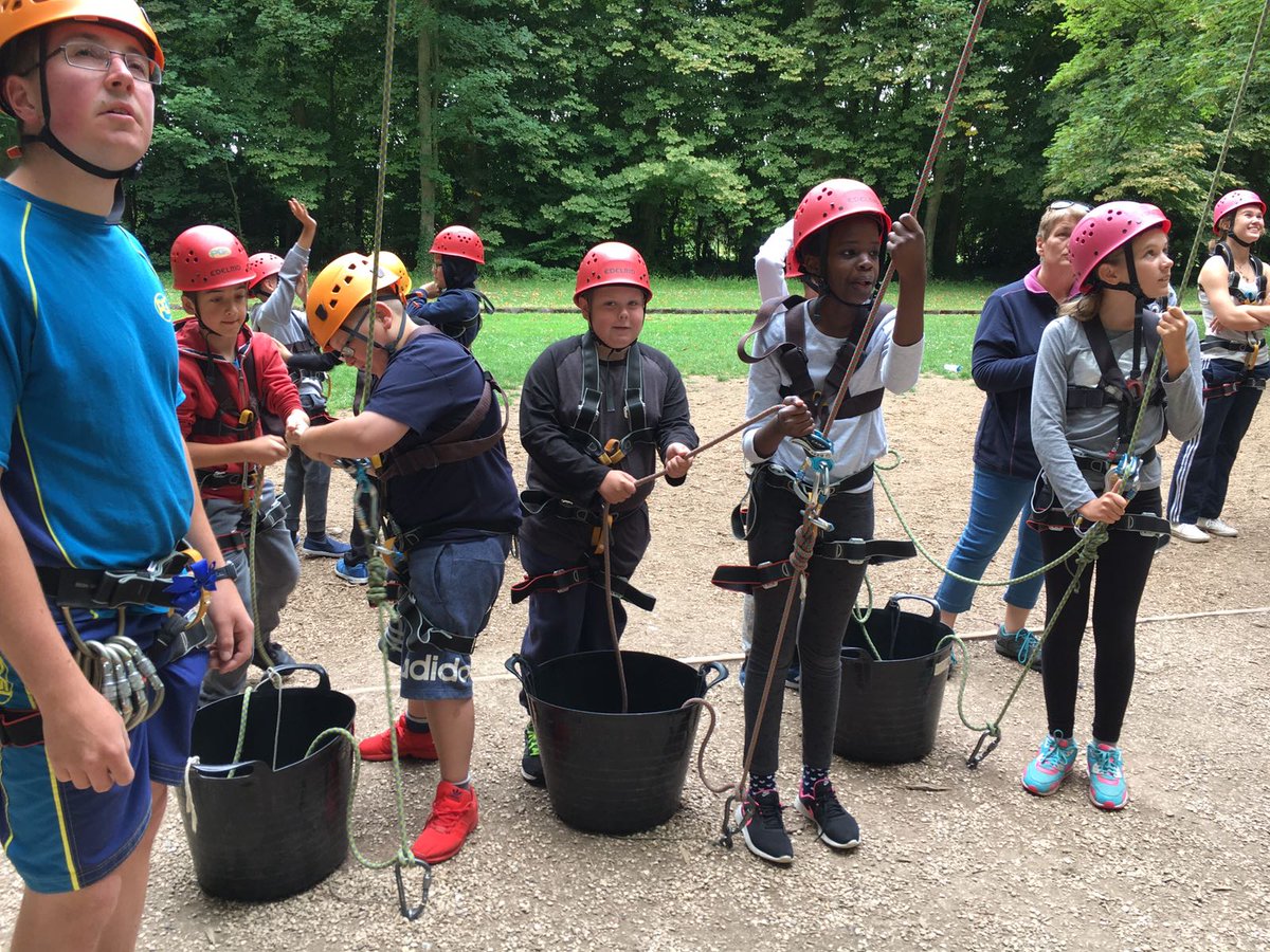 MillhousePri's tweet photo. Day 2 at Liddington https://t.co/rTcgAT4w8p