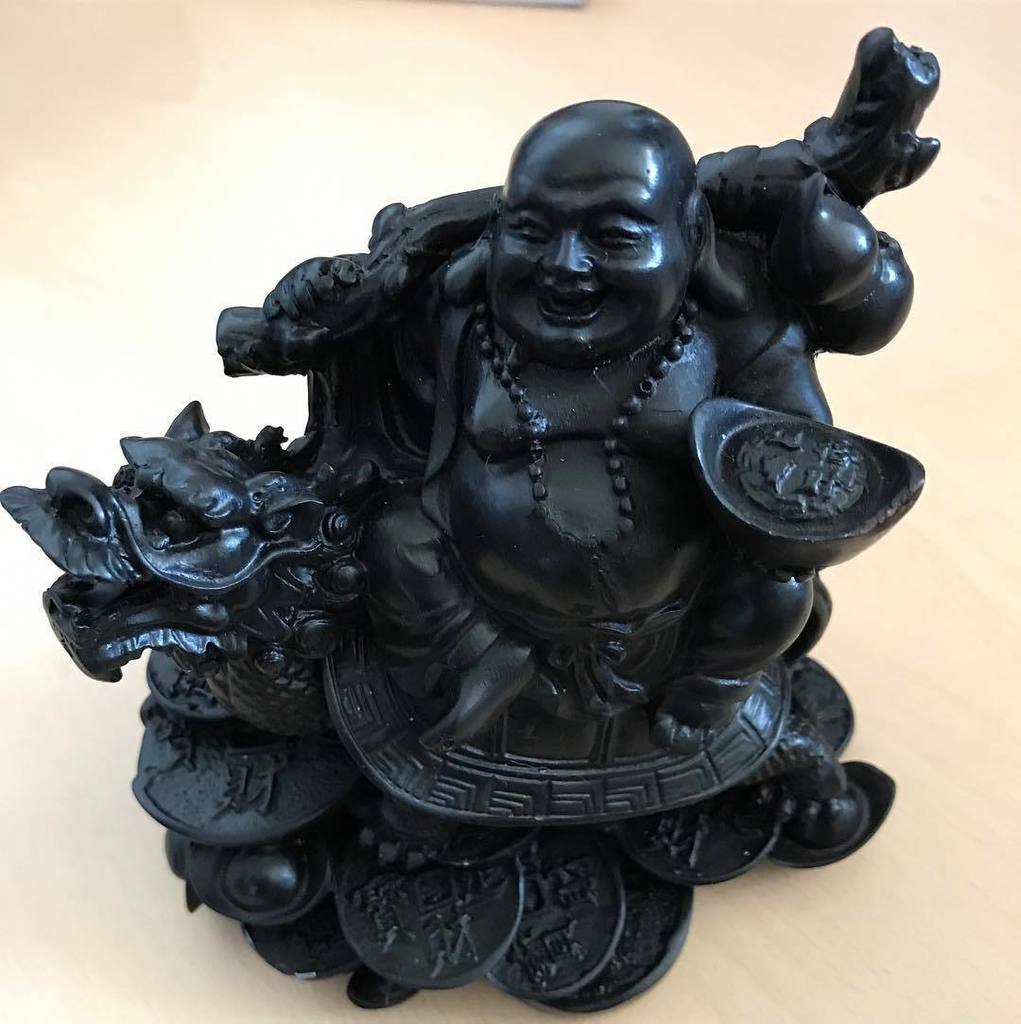 madhape's tweet image. Будда будущего - на драконе и с дубиной))) #workweekwarrior #buddha ift.tt/2uGnaz0