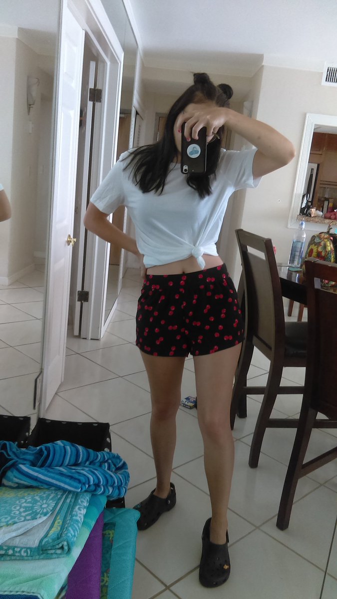RandiSchmidt64's tweet photo. crocs and space buns and tied tshirts https://t.co/8EgQZqSExJ