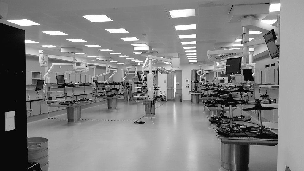 #lastphotos of <a href="/RCSnews/">The Royal College of Surgeons of England</a> #wolfson surgical skills centre 😓 <a href="/RCSvenue/">RCSvenue</a>