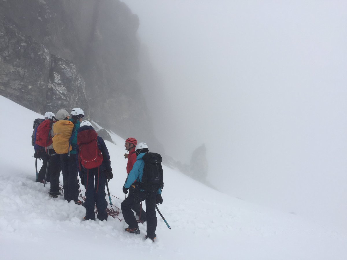 Fantastic day training at Glacier 300 in some challenging conditions <a href="/BISB_School/">The British International School of Boston</a> @BISB_Bratislava <a href="/NAEGC/">NAE Global Campus</a>