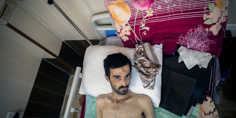 MSF_SAdonors's tweet photo. #Iraq:Most #Mosul hospitals are destroyed-neglected medical needs are rife.#MSF gives urgently needed care in 8areas https://t.co/9grCw3b47c https://t.co/pvUVvncybW
