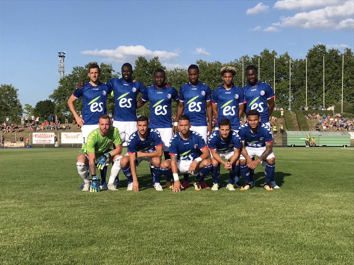 RCSA's tweet photo. Photo d'équipe ! https://t.co/m4Mgddubzm