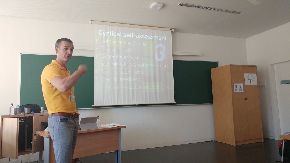 Juan_Fraile_'s tweet photo. Nice experience about self-regulated learning #CoolPE by @acalderon_pe & @AnnMacPhail1 https://t.co/PzB8b91sAI