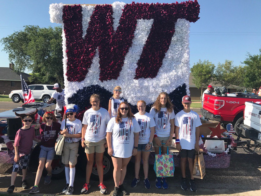 Happy 4th of July!!!! Thank you to all the men and women who have fought to keep us "One Nation Under God."