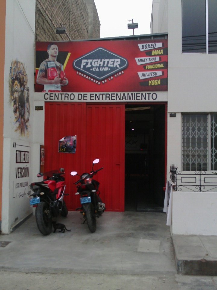 miguelf_academy's tweet photo. #AUSALeFalta su @FighterClubPeru by @jonathanmaicelo https://t.co/e7vEucO6RB