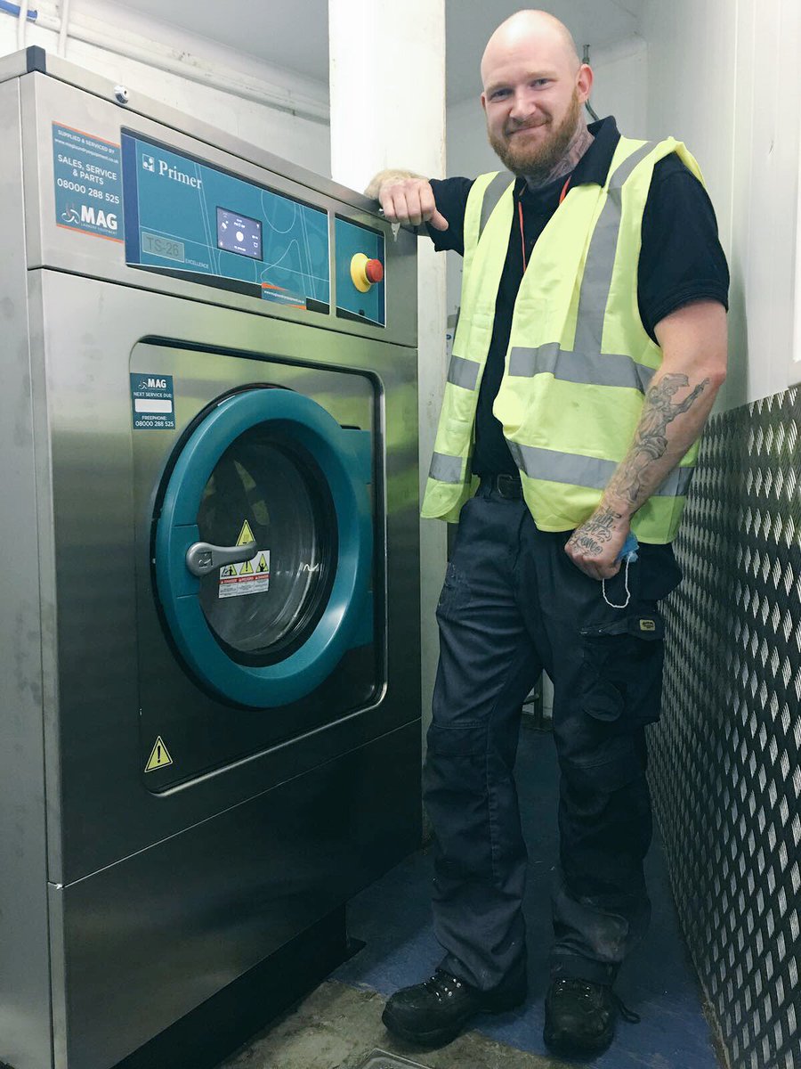 laundrymachines's tweet photo. Washing machine installation at a food processing plant in sunny ☀️ #Scunthorpe today.

#MagWelcomeToOurWay

#Laundry #CommercialLaundry https://t.co/ImwNgmrakG