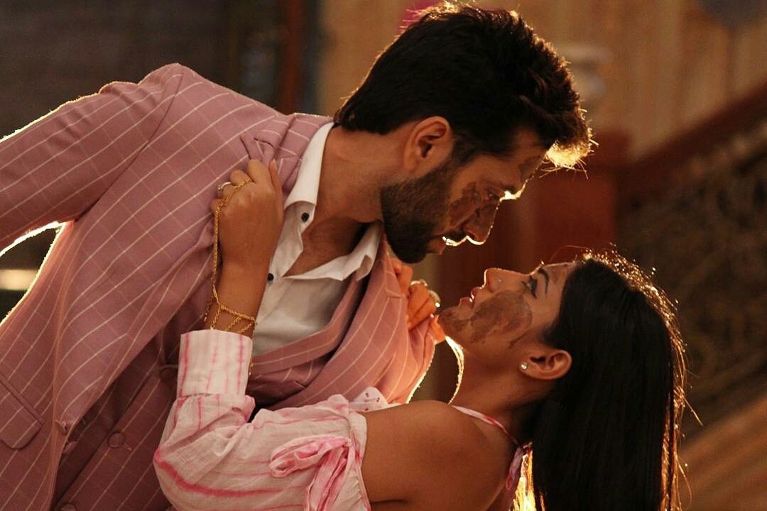 ручечник о женщинах языком метут. языком. ручечник место встречи изменить нельзя. любовь и месть сериал 2011. язык мести.