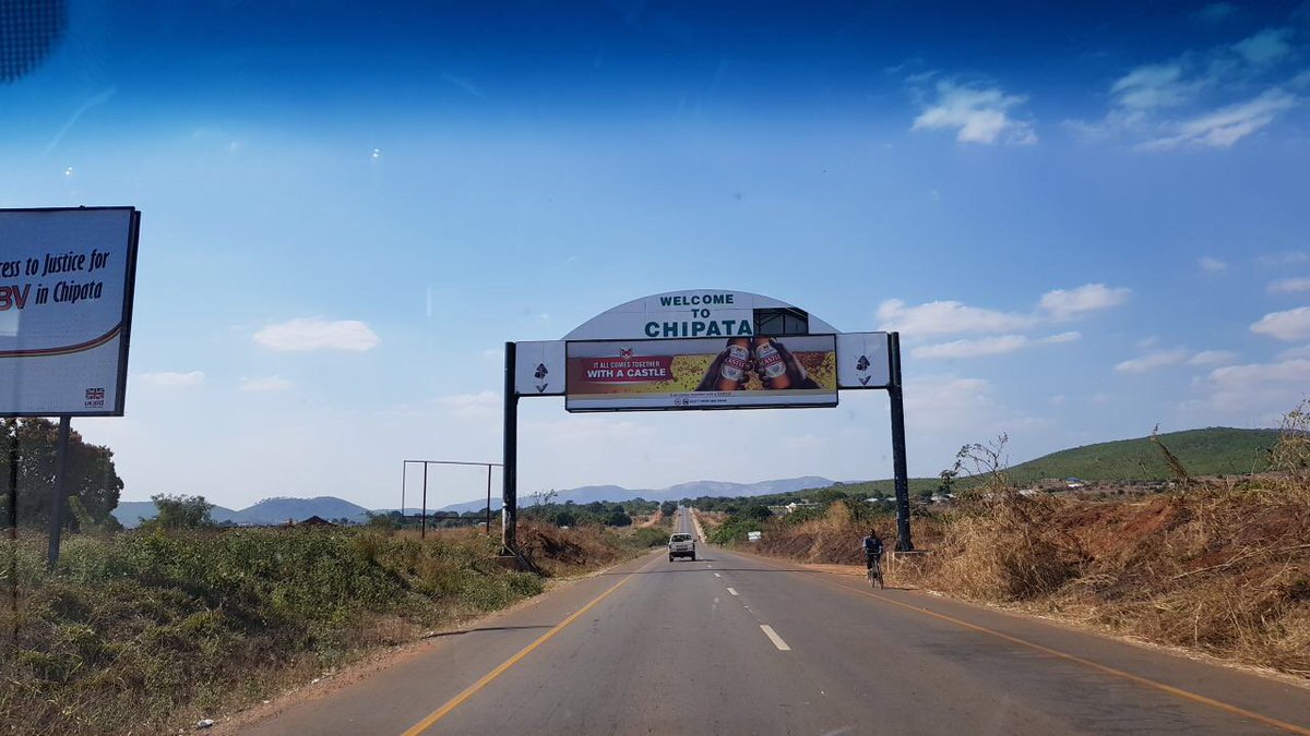 carfind_co_za's tweet photo. The finish is near for Team Nu Youth &amp; the https://t.co/yUeo62Um9d car. A total so far of 6970km in 111 hrs!
#putfoot #charity @PutFootRally https://t.co/f44J22F0Uh