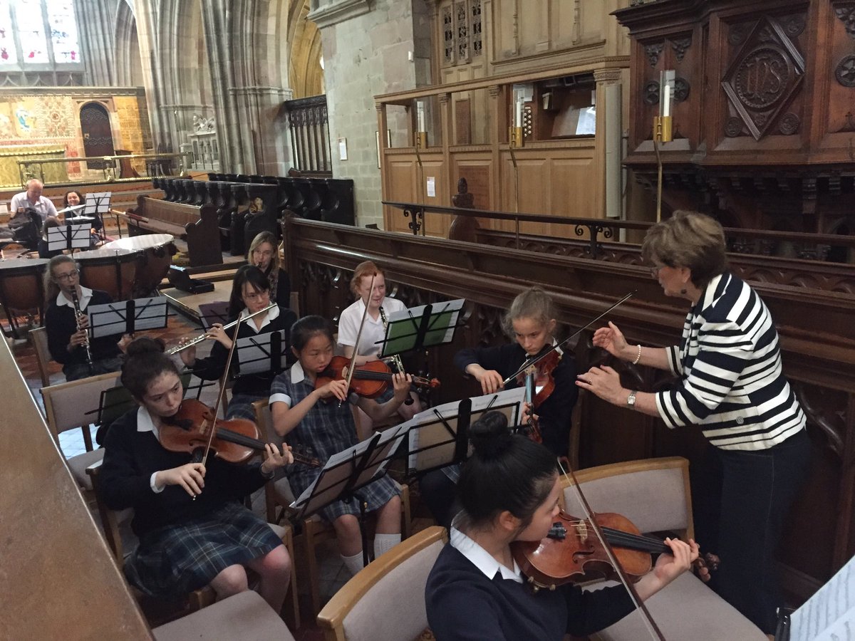 MSJ_Music's tweet photo. Rehearsing in preparation for Commemoration on Friday at Malvern Priory #MSJ #TheBestIsYetToCome https://t.co/cr6rqQHmXE