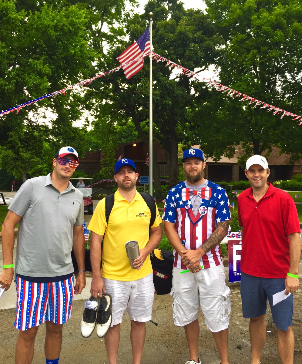 Congrats to the #Spiritofkansas VIP group of the AM tourney! Free food and drinks for the round! #winning #FourthofJuly2017