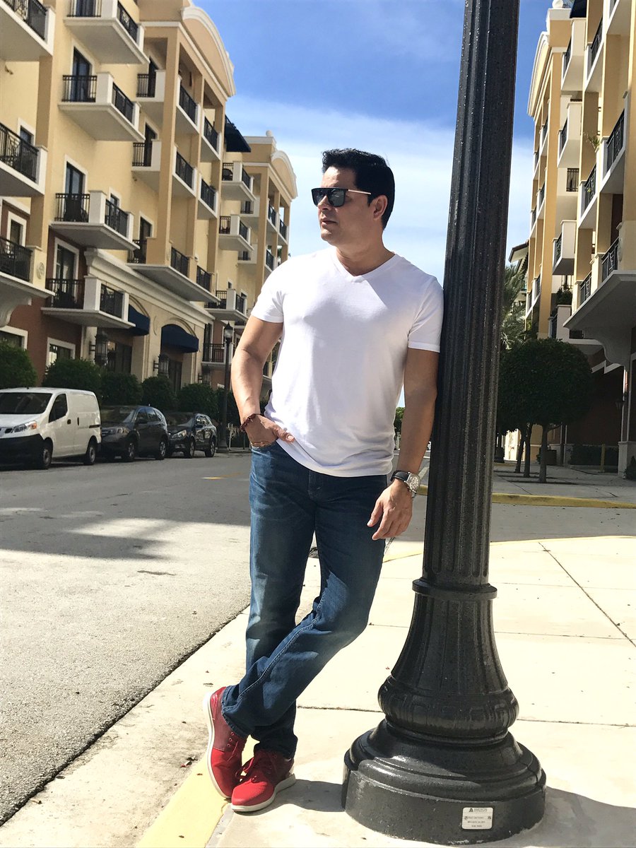 reyruizsalsa's tweet image. facebook.com/reyruizsalsa/p… QUE VIVA LA LIBERTAD!!!