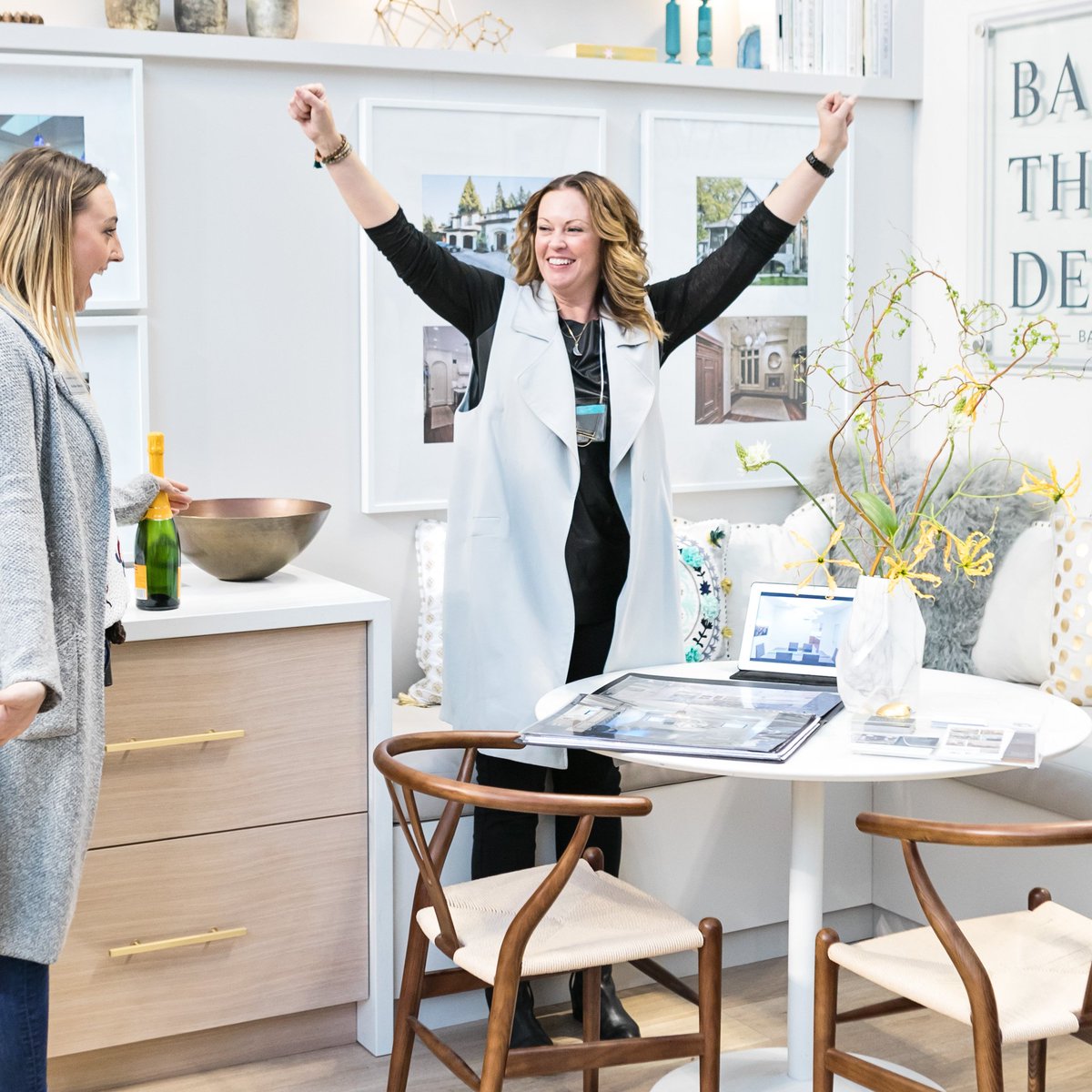 VanHomeShows's tweet photo. That’s the look of someone who just won the Best Medium Space award at this year’s #BCHGS17! Congrats, Balance Three Design! #MPEShowLove https://t.co/SkhBRiiRvM