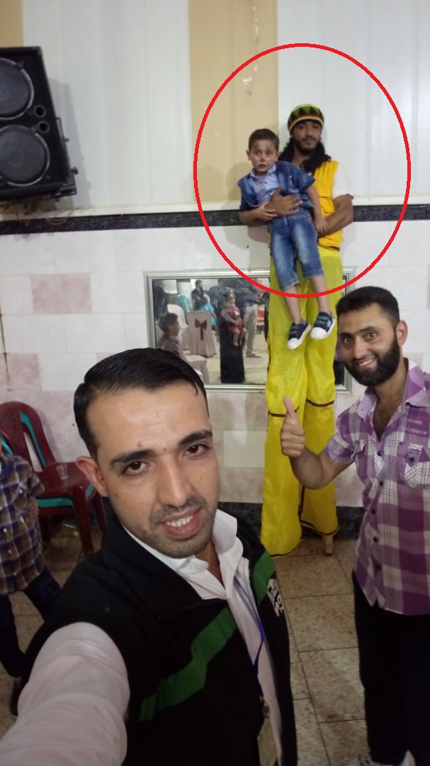 SyriaCharity's tweet photo. Triste nouvelle. Un 4ème membre du groupe vient de succomber à ses blessures. Plus de larmes pour pleurer, plus de mots pour nous exprimer. https://t.co/LzUtXhYUgA