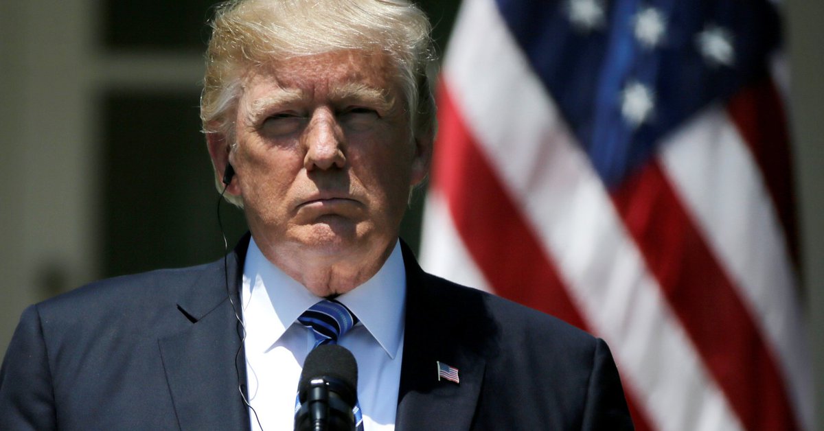 HuffPost's tweet photo. CNN has the "trust" advantage over President Trump in a new poll https://t.co/2XW6AWAlPl https://t.co/VvUsHZmNi3