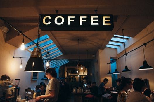 QueenBeanCoffee's tweet photo. #FactOfTheDay The American and French Revolutions were born in #coffee houses
#PowerOfTheBean
#thequeenbean
https://t.co/h3MLJJPIM1 https://t.co/nfCGBF6kth