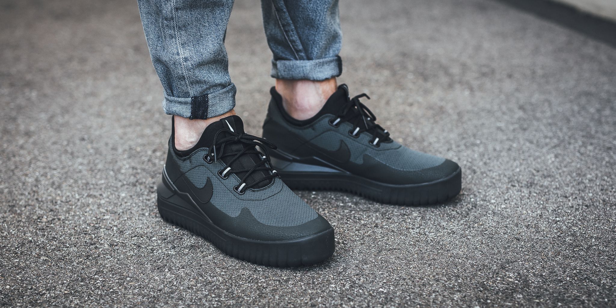 Nike air hotsell wild black