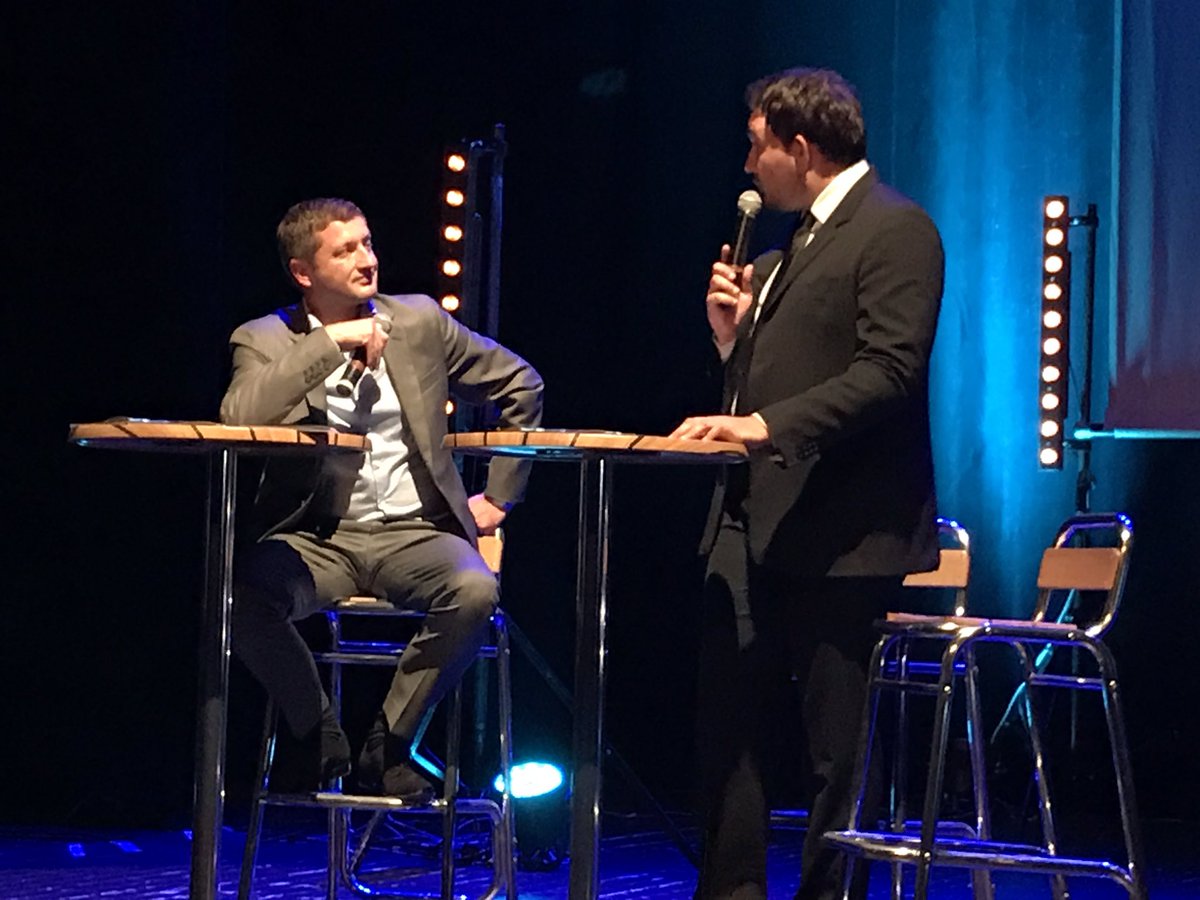 Présentation de la saison culturelle 2017/2018 avec <a href="/MaximSchneider/">Maxime Schneider</a> la suite ➡️abbeville.fr/images/telecha…