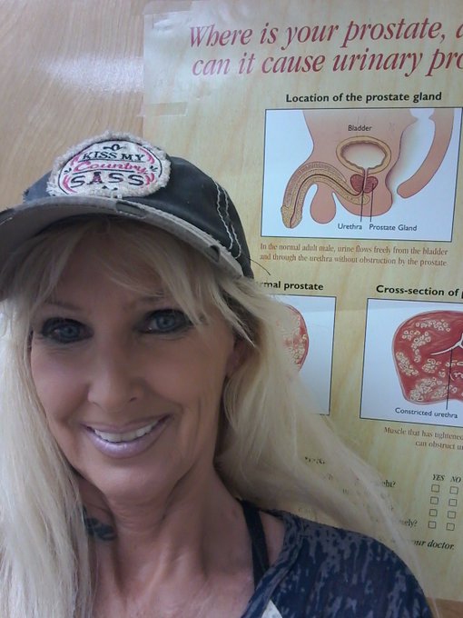 look what i found at the drs....lol https://t.co/E8COQEM32r