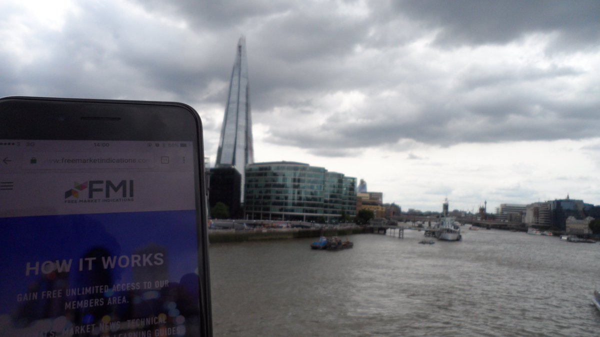 FMI_Chris's tweet photo. Making trades out here in the worlds greatest city. With FMI, you can trade from anywhere. We analyse, You trade. #Flexibility #TaxFree 📈💷🤙 https://t.co/hHLNaXMkIs