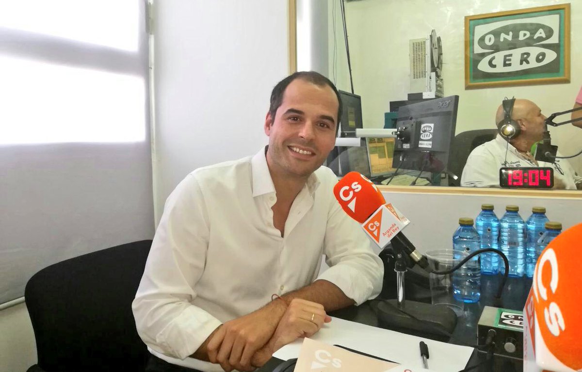 CS_Madrid's tweet photo. 📻 @ignacioaguado "En materia de #deporte apostamos por la profesionalización con la regulación de profesiones deportivas" @OndaCeroArganda https://t.co/A5ysxiSLzf