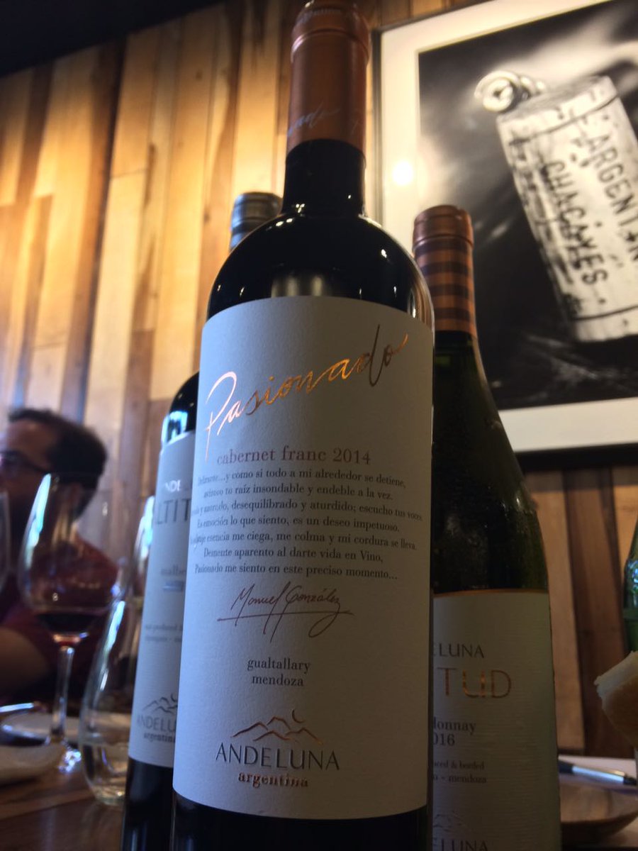 Almuerzo en <a href="/UcoRestaurant/">Restaurant UCO</a> con el enólogo Manuel Gonzalez de <a href="/BodegaAndeluna/">Bodega Andeluna</a> @ManuGonzalz 
 Andeluna Pasionado Cabernet Franc 2014
