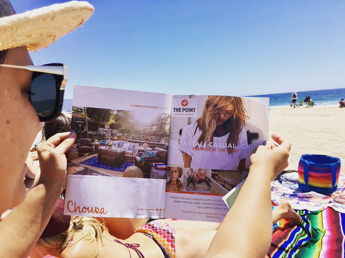Choura_co's tweet photo. You can find us here all day with our summer reads π Happy #4thofjuly, friends! π #chouraevents https://t.co/uwt87CwzXV