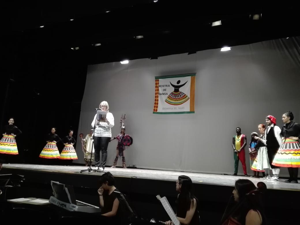 puntinfo's tweet photo. Tret de sortida a la Mostra de Dansa de #Cerdanyola, ara a l'Ateneu @EsbartSMarcal https://t.co/EAimM7e04D