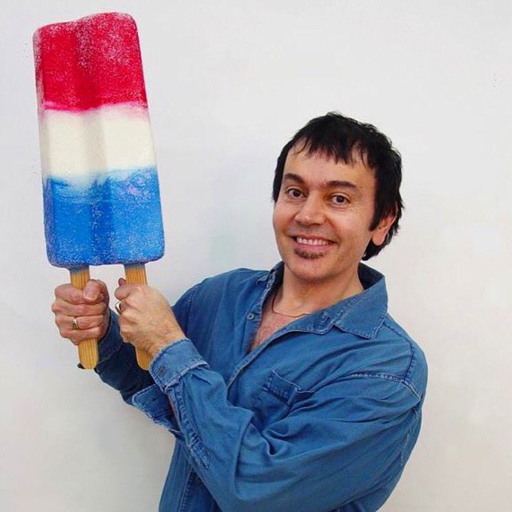 UNIXGallery's tweet image. HAPPY JULY FOURTH!!!🎆🇺🇸
#unixgallery #peteranton #sculpture #contemporaryart  #art #artist #july4 #red #white #blue #🇺🇸 #🎆 #independenceday