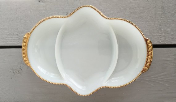 vivaterravintag's tweet photo. CIJ SALE Fire-King Divided Dish #extra50 #vintage #etsycij #gotvintage #sale #clearance #etsy
$6.00
➤ https://t.co/Q1ZcwoMGX5
via @outfy https://t.co/rwrN4wJtIg