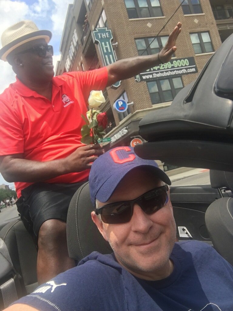 That's Tyson knocker-outer James <a href="/iambuster2/">Buster Douglas REAL</a>  Douglas with best PR man he ever had John Johnson II in Doo-Dah Parade #bestshotofday