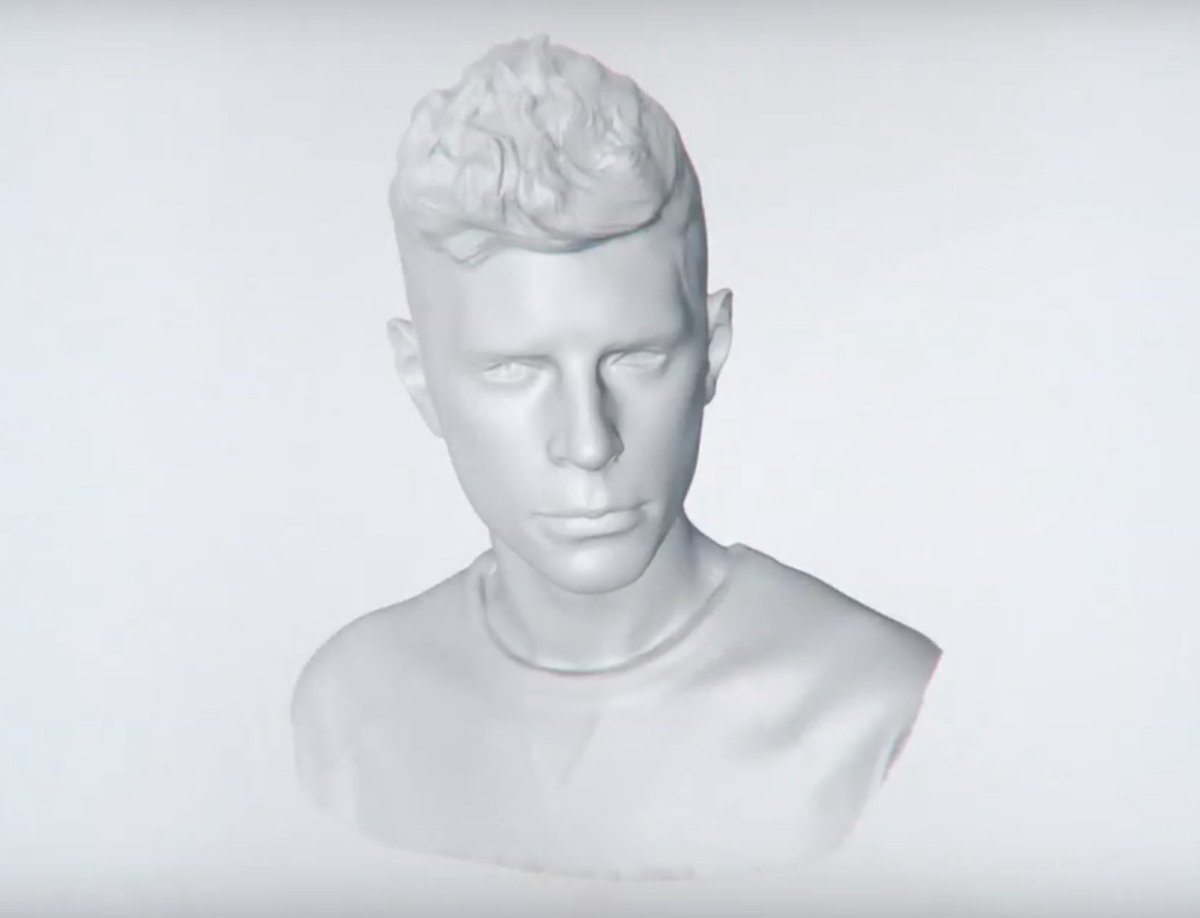 Song/Exp n°10 PLASTIC <3. Wrote this with ridonkulously talented <a href="/noelzancanella/">Noel Zancanella</a> "I was born with a plastic heart" youtu.be/Y_CBEIOYjz8