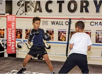 Spacehive's tweet photo. Woo! Big shout out to @GLL_UK for their generous pledge to "Boxing for the Community in London" with @factoryeastbox https://t.co/gW4Ji1G4Mn https://t.co/VG4oaEOxTq