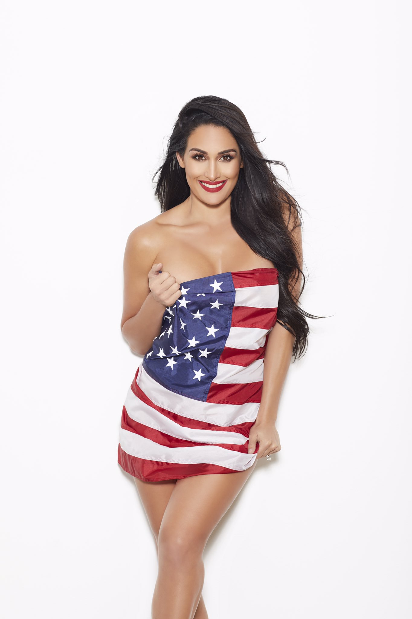 Flashback: WWE Star Nikki Bella Did The Hottest 4th Of July Shoot, 4 Years Ago 7