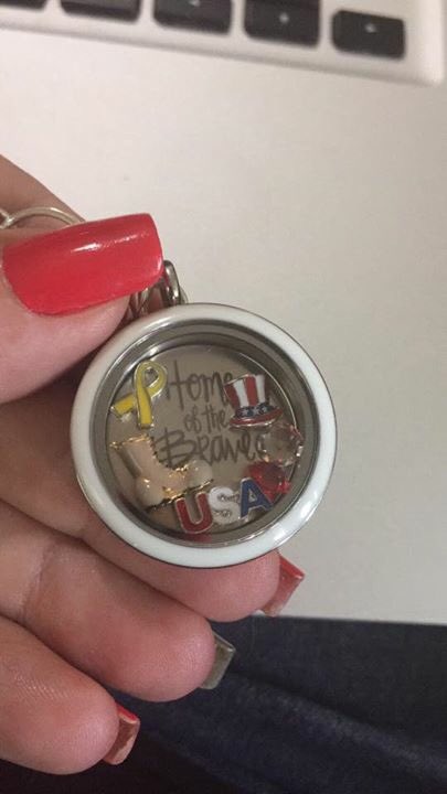 Bumble0423's tweet photo. Happy 4th of July!! 🇺🇸 💥 Get your summer/patriotic charms soon! I'm wearing my Home of The Brave set today! 
#IndependenceDay #FourthOfJuly https://t.co/zCaUJ9C6FW