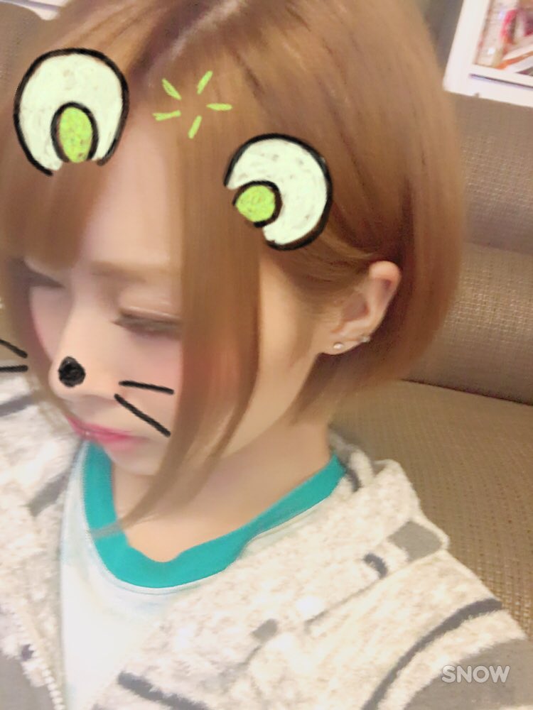 この前カラーカットトリートメントしてきたー💇

いままでで一番短くなった😳💦
とてもいい色☺️☆
安定の松井さんありがとー🙇🏼‍♀️❣️

吉祥寺bormee
0422797077

 #キャバ嬢  #吉祥寺  #美容院