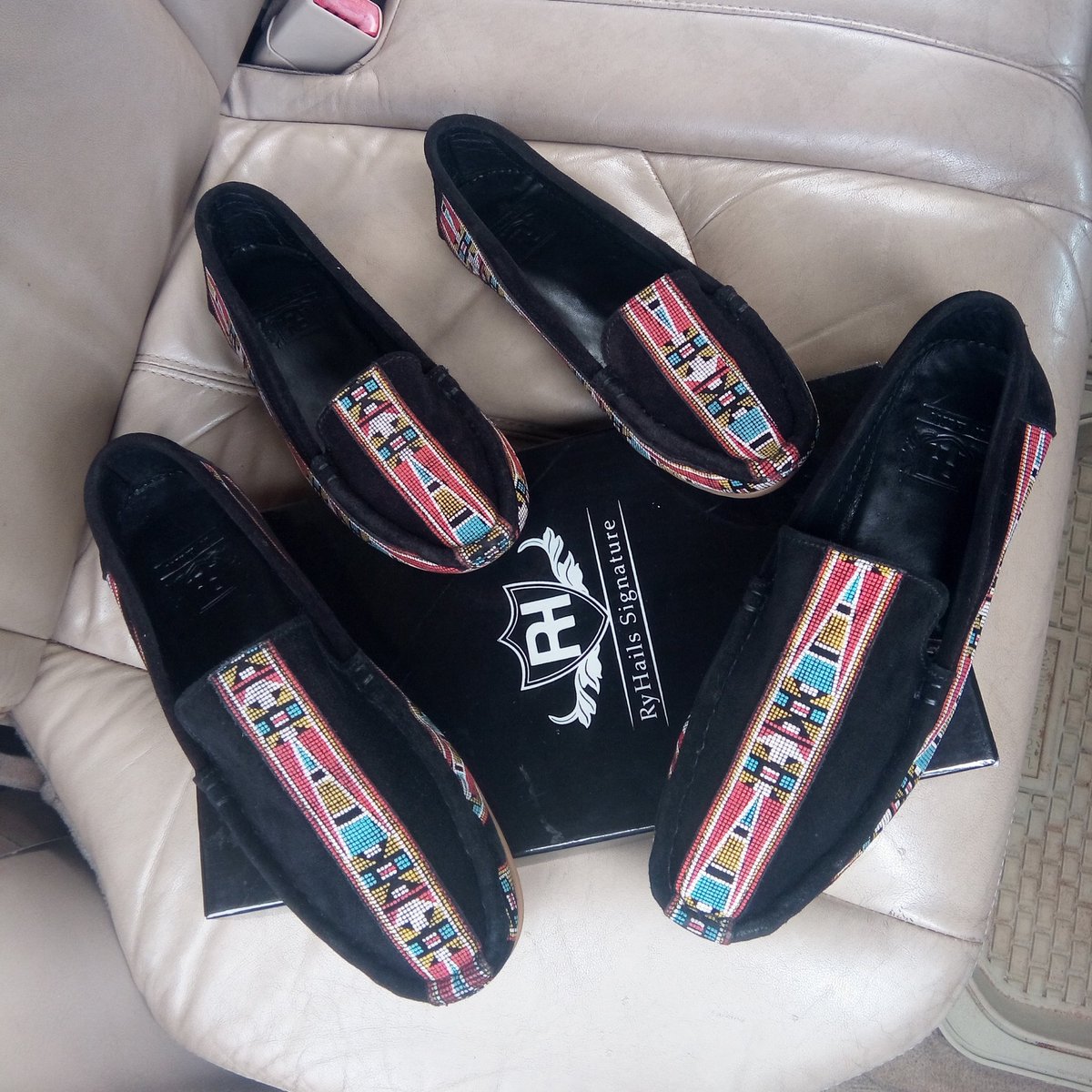 RyHails's tweet photo. His &amp; Hers. #Casual #RyHails #HandmadeClassics #ClassyMen #ClassyLadies #Shoes #PIN: RyHails #WhatsApp:08140321869 https://t.co/nfn6ADbLQK