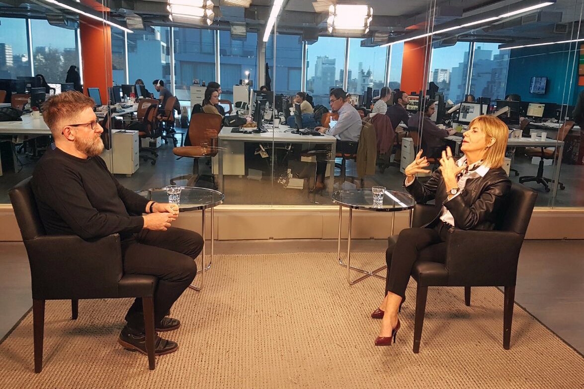 rodenasale's tweet photo. Conversando con @luisnovaresio para #InfobaeTV https://t.co/MJ9NRxoS30