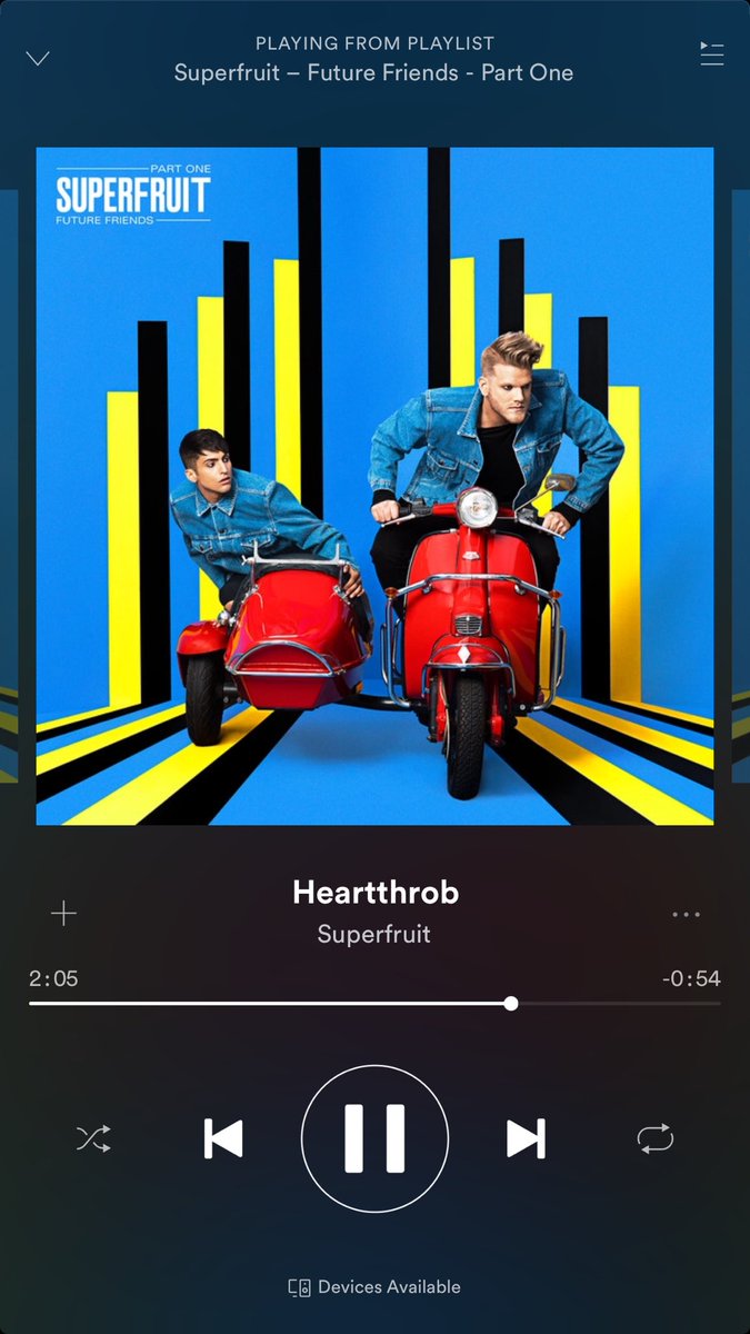 YoakumJake's tweet photo. @SUP3RFRUIT  Can we talk about this hilarious shoutout? #nsync #poorchris #FUTUREFRIENDS https://t.co/5Cbk4BG9us