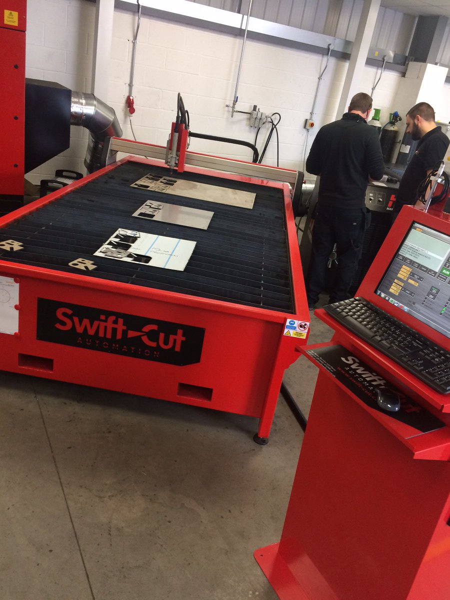 FlemweldSteve's tweet image. Big thanks to the guys today for the demo &amp;amp; BBQ.#swiftcut