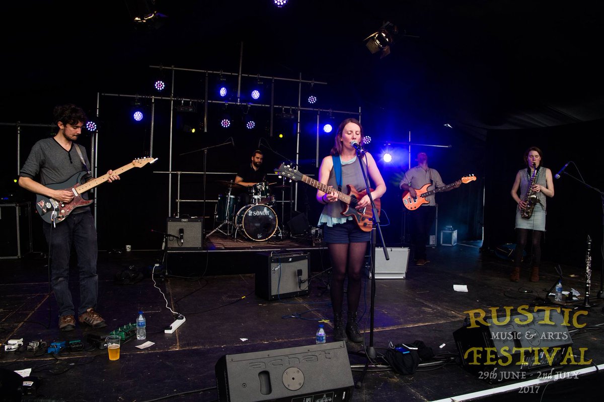 Mama Goose tweet media