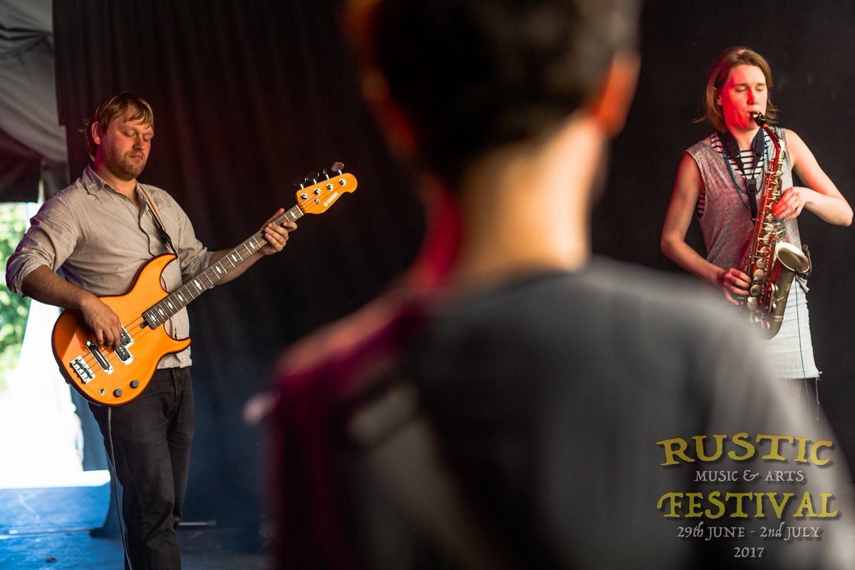 Mama Goose tweet media